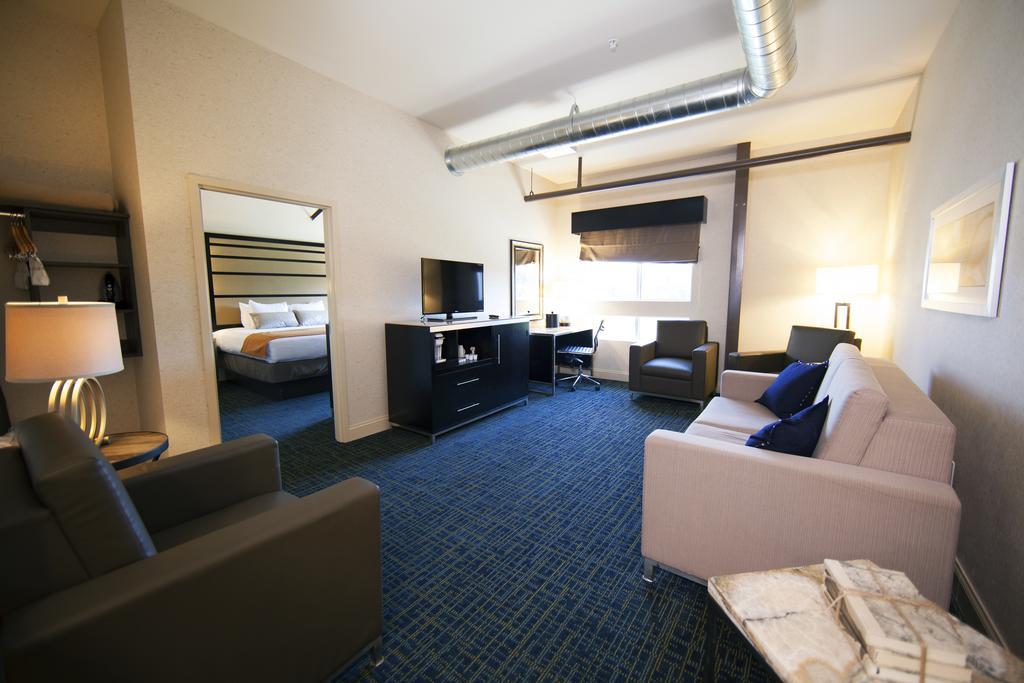 Warehouse Hotel At The Nook 맨하임 외부 사진